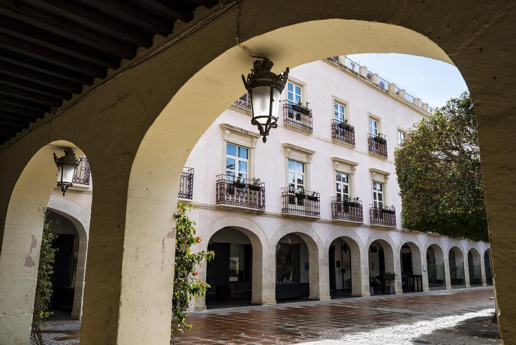 Aire Hotel & Ancient Baths Almeria Bagian luar foto