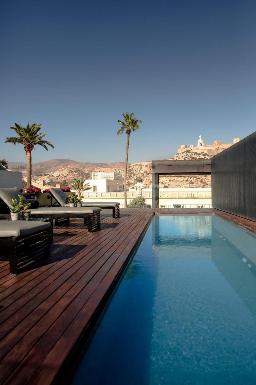 Aire Hotel & Ancient Baths Almeria Bagian luar foto