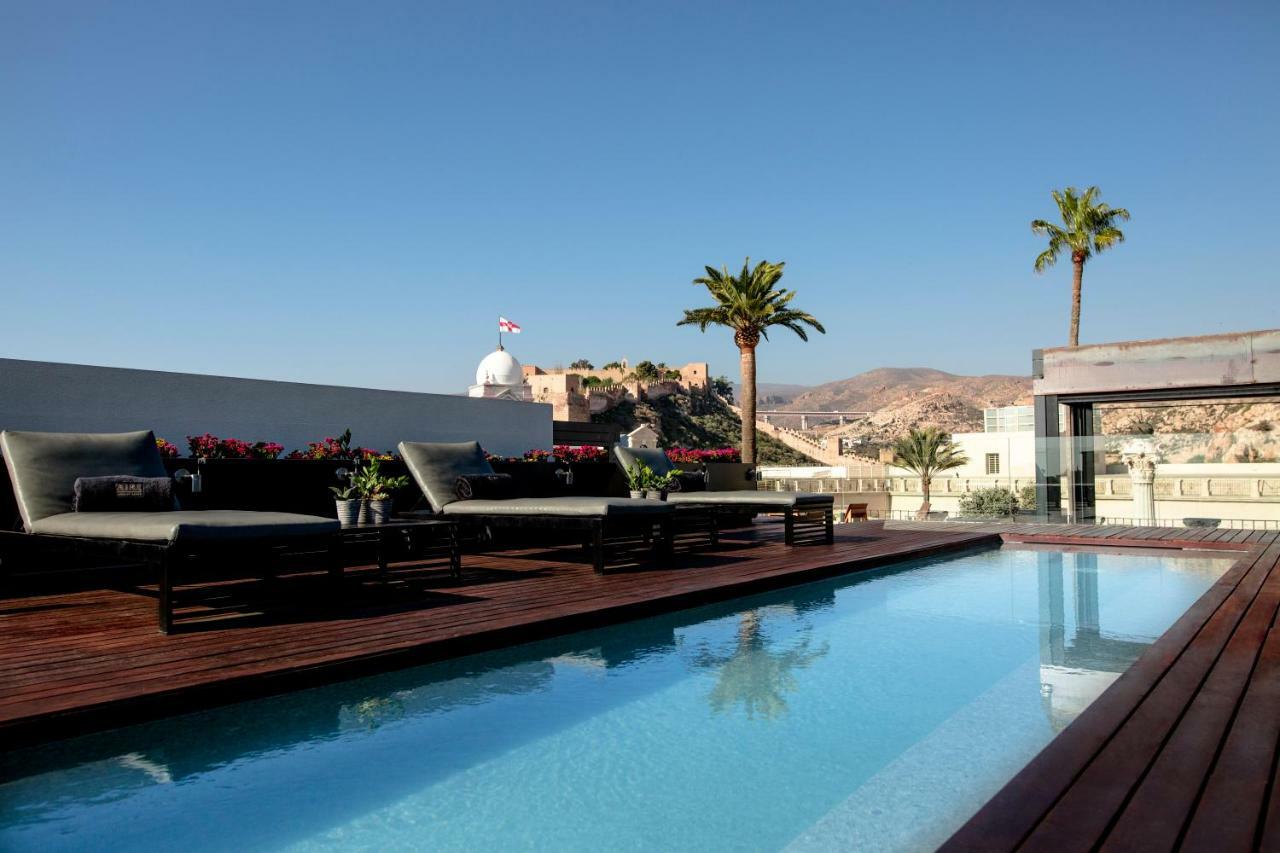 Aire Hotel & Ancient Baths Almeria Bagian luar foto